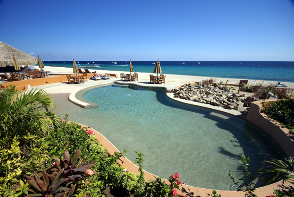 Villas_Jetted_Pool